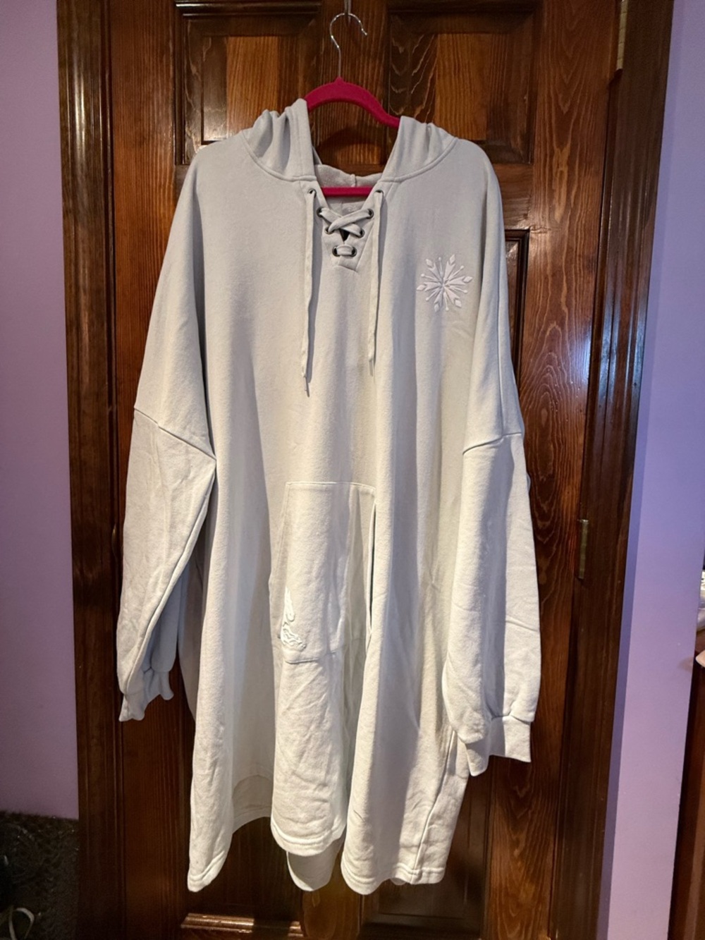 Her Universe Disney’s  Frozen Light Gray Lace-Up Hoodie Sweater